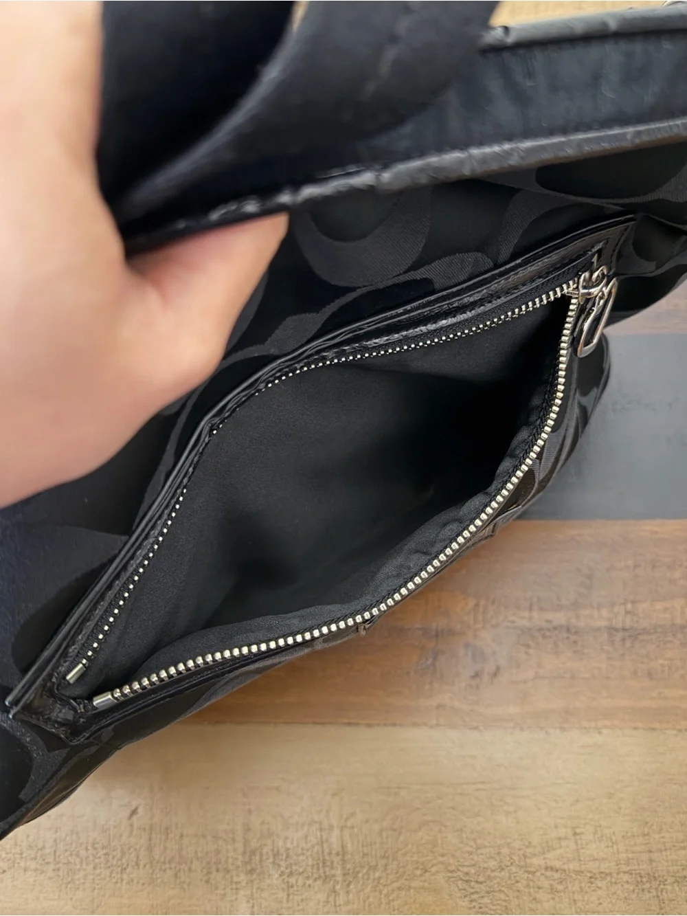 COACH Poppy Black #F20064 Daisy Signature HOBO w Matching Zip Wallet